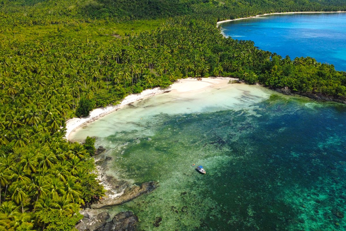 deserted-beach-siargao